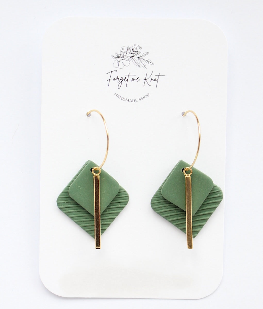 Wood and flowered square earrings